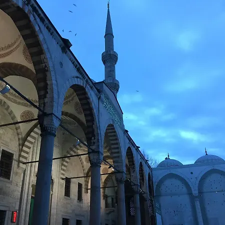 Omega Ξενοδοχείο 2*