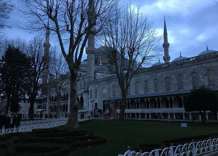 Ξενοδοχείο Omega 2*